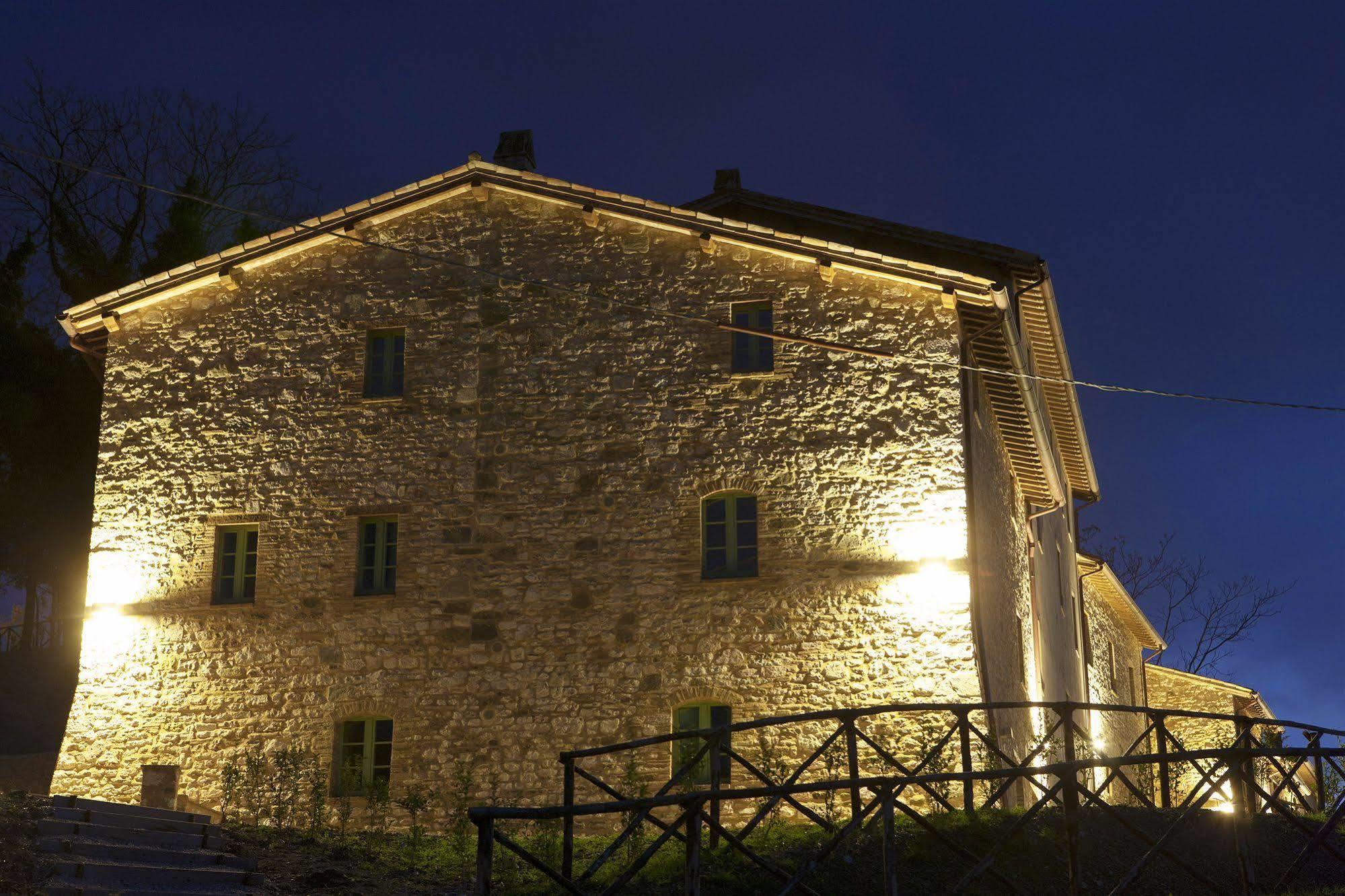 Borgo Di Gallano Valtopina Екстериор снимка