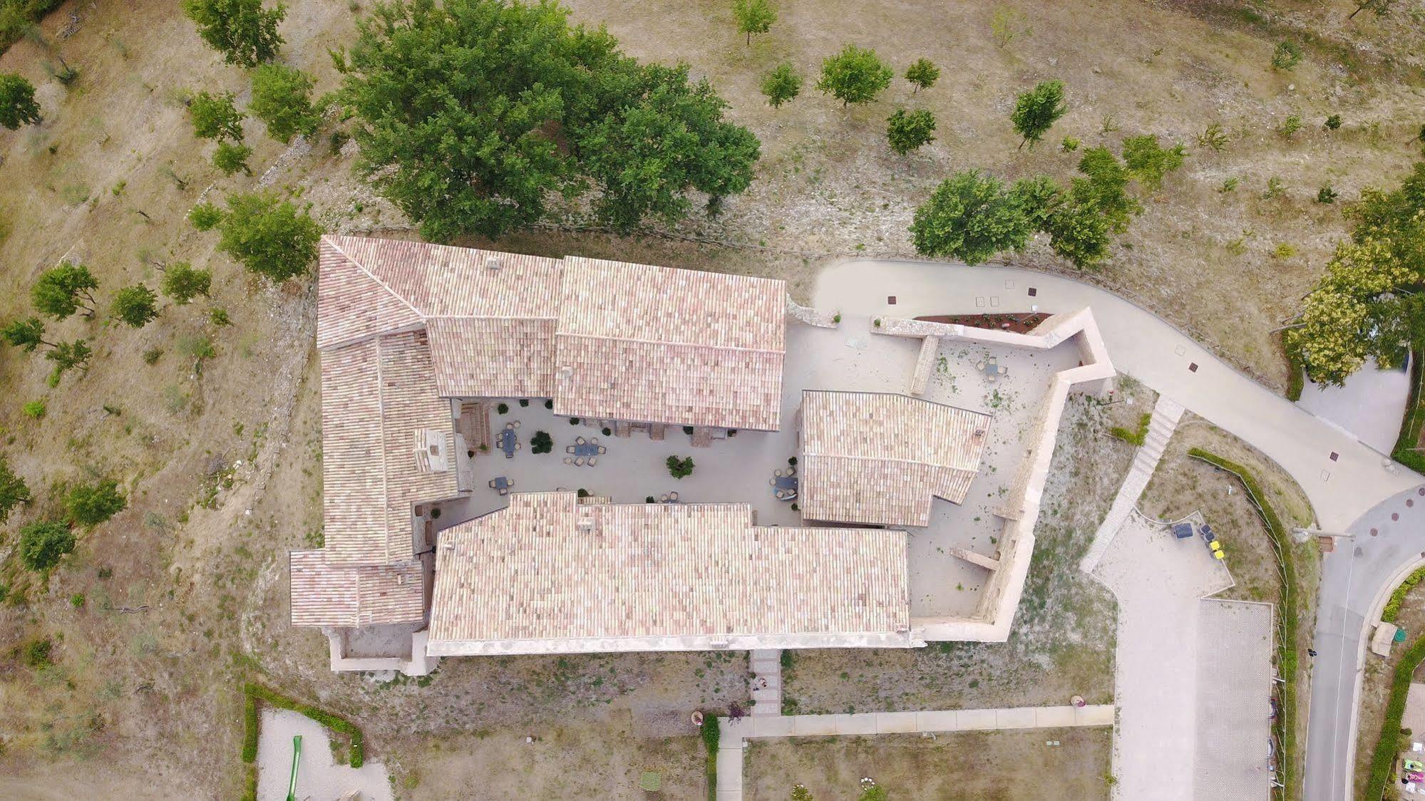 Borgo Di Gallano Valtopina Екстериор снимка