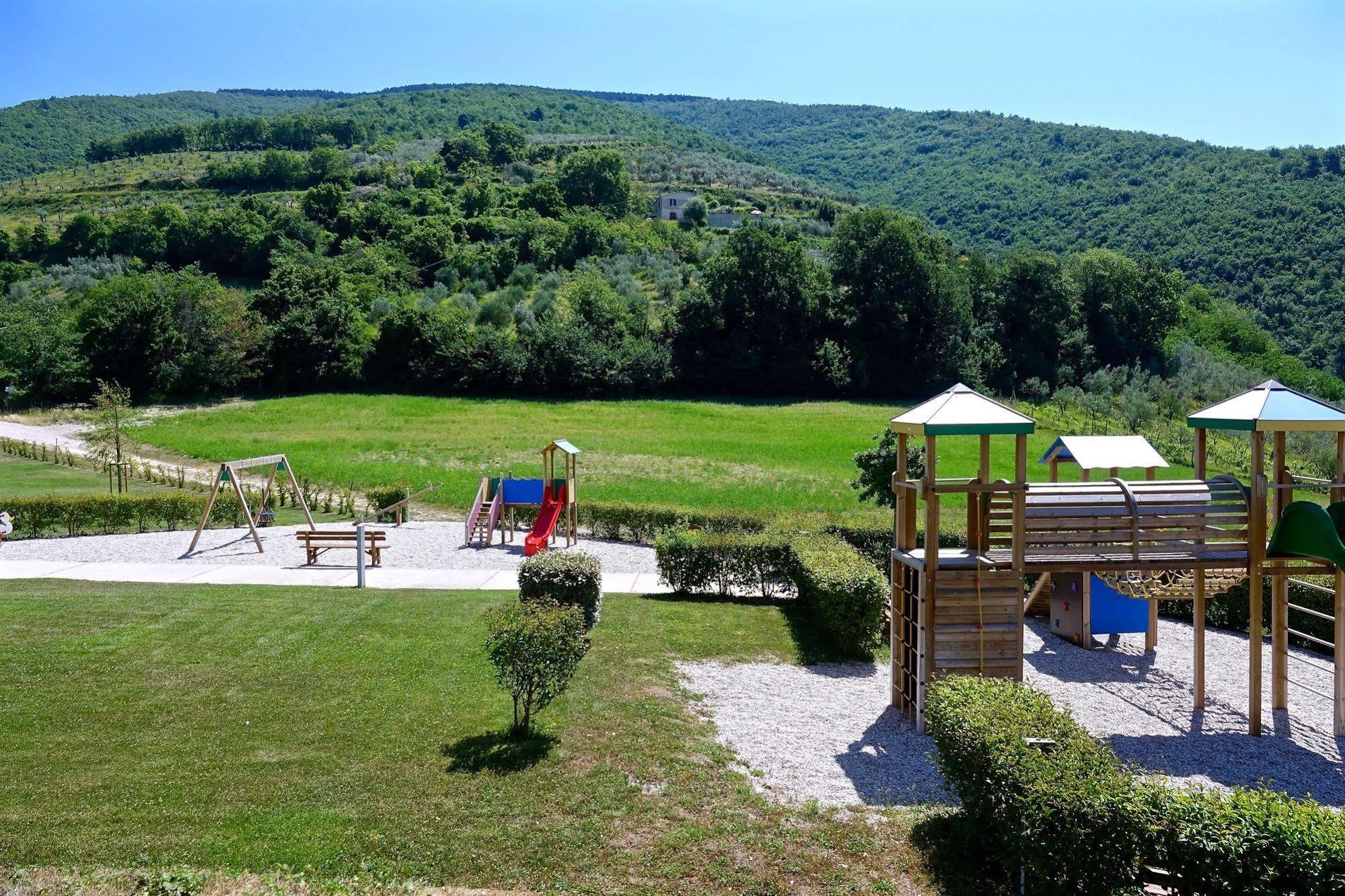 Borgo Di Gallano Valtopina Екстериор снимка